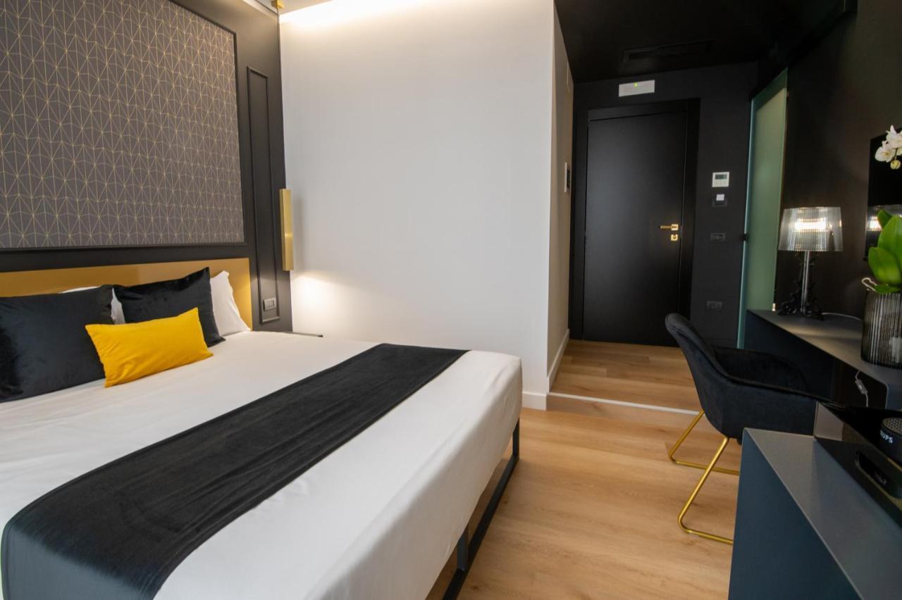 Plebiscito Boutique Rooms Naples Luaran gambar
